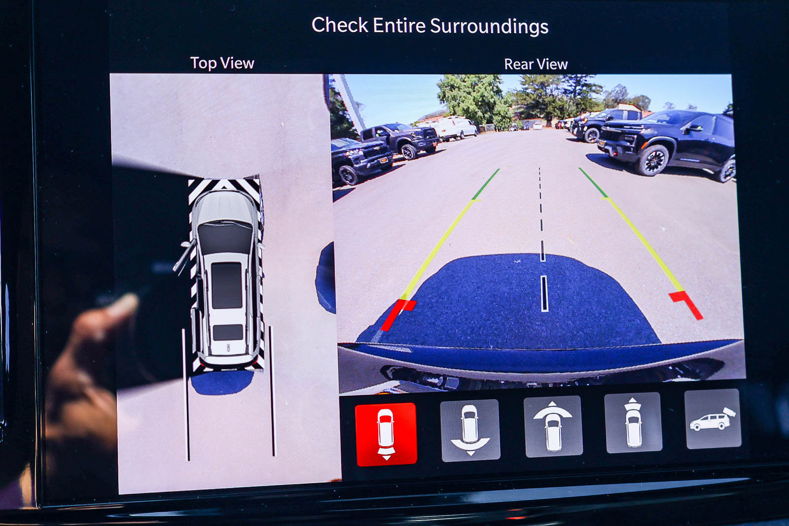 2026 Chrysler Pacifica SELECT — photo 7 of 34