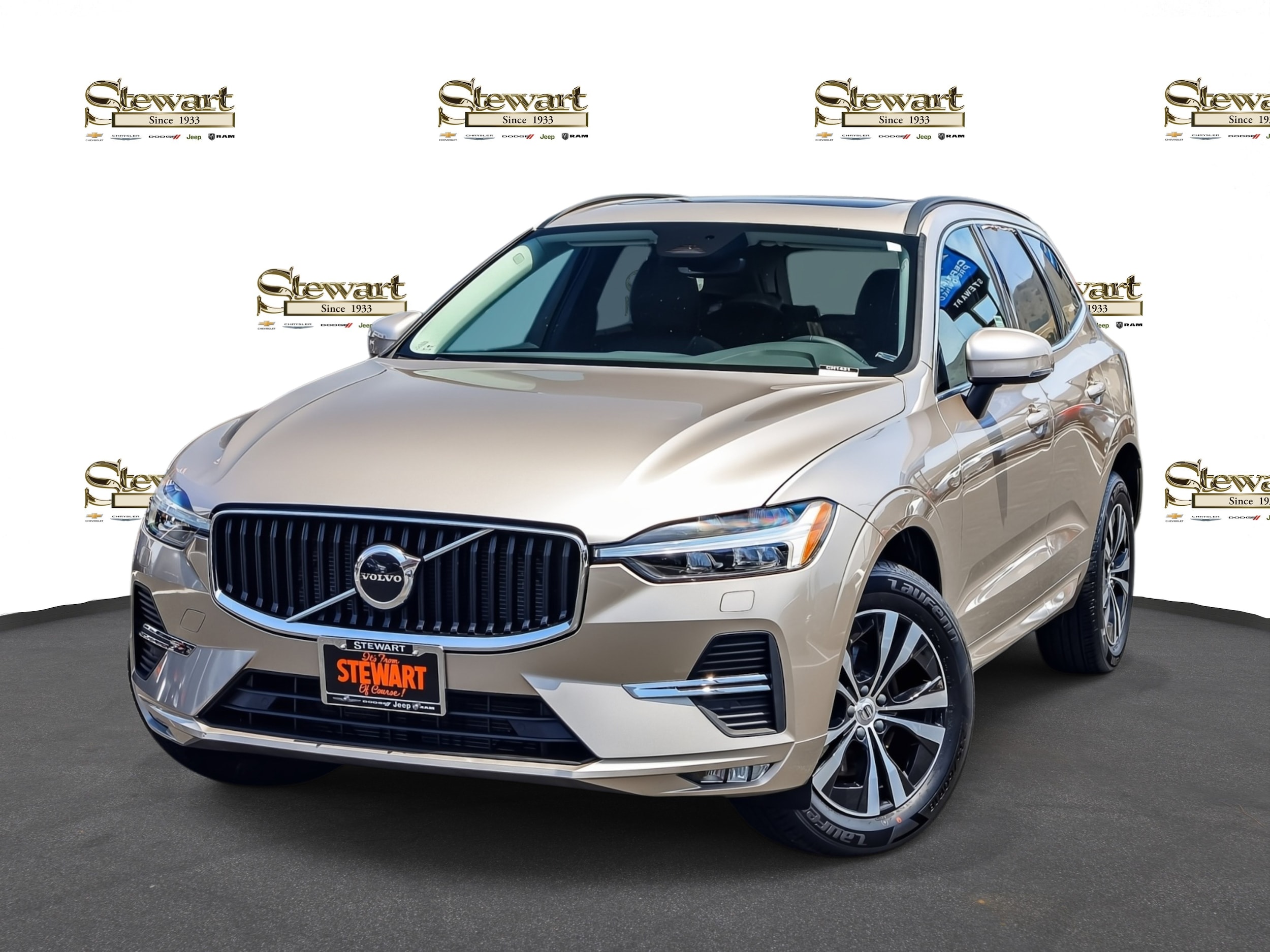 2023 Volvo XC60 B5 Core AWD's photo