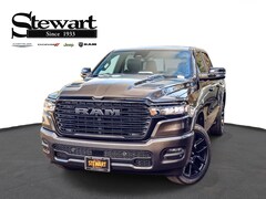 2026 Ram 1500 LARAMIE CREW CAB 4X4 5'7 BOX Pickup