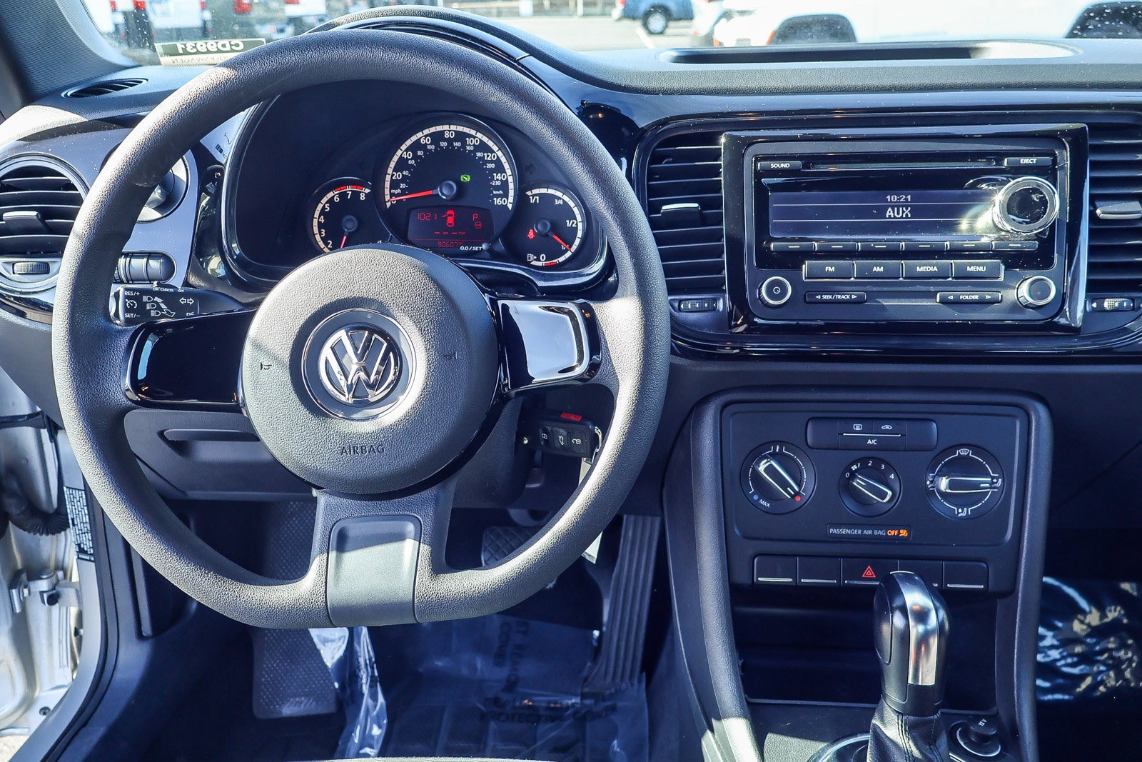 2013 Volkswagen Beetle Coupe 2.5L photo 2