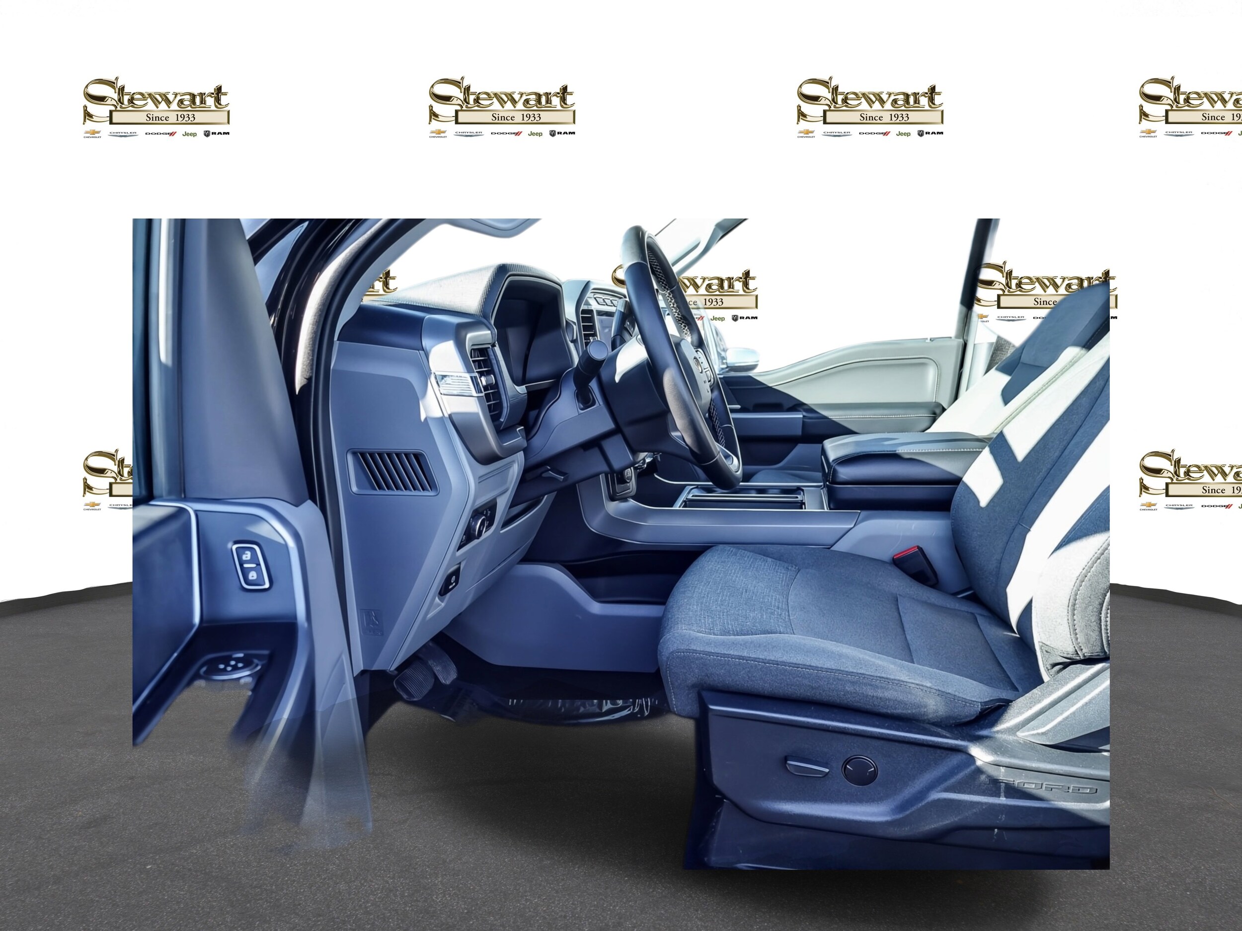 2024 Ford F-150 XLT photo 2