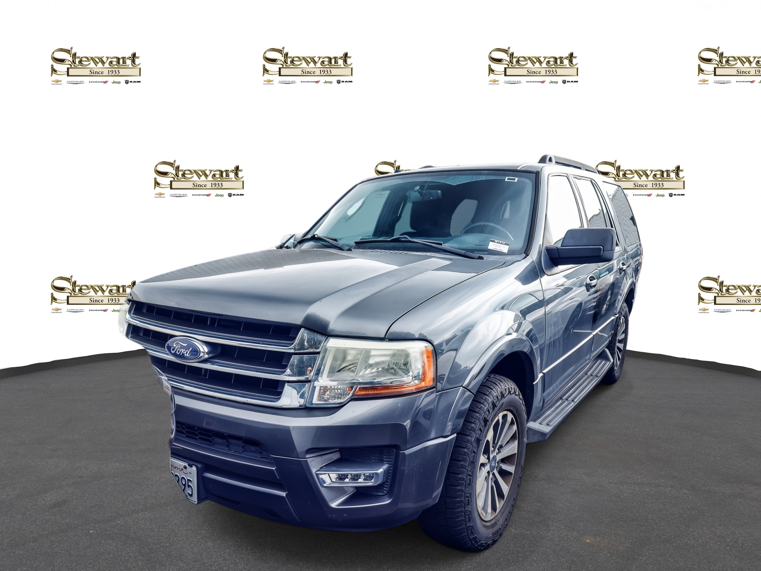 2015 Ford Expedition XLT's photo