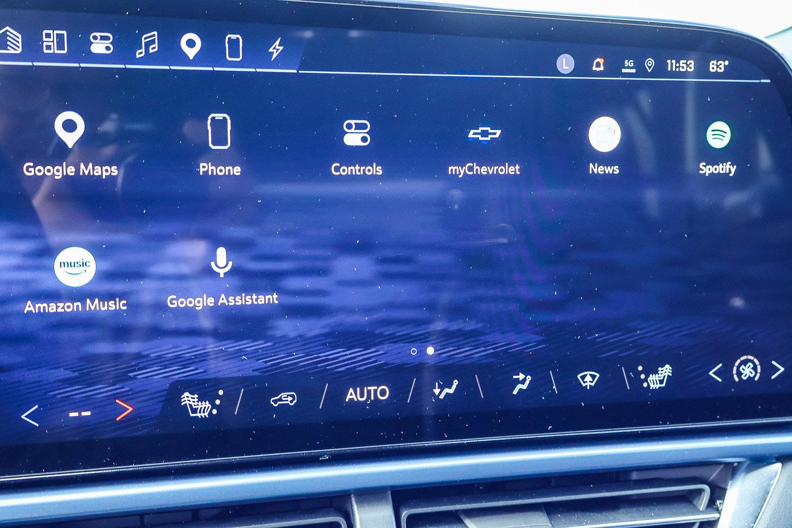 2024 Chevrolet Equinox EV 2LT photo 4