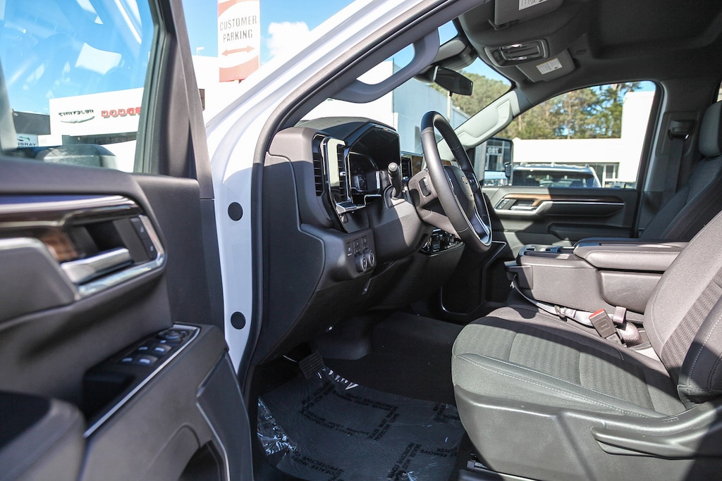 Used 2024 Chevrolet Silverado 2500 HD LT Truck