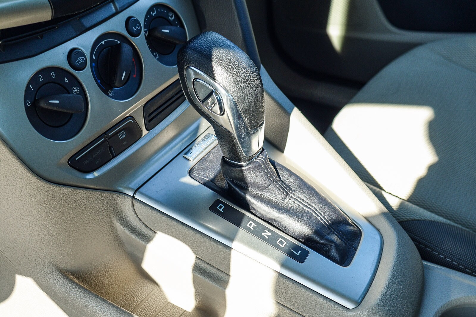 2012 Ford Focus SE photo 6