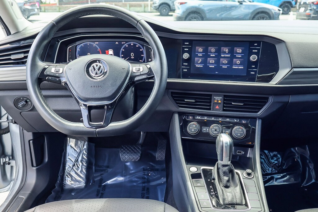 Used 2019 Volkswagen Jetta SEL
