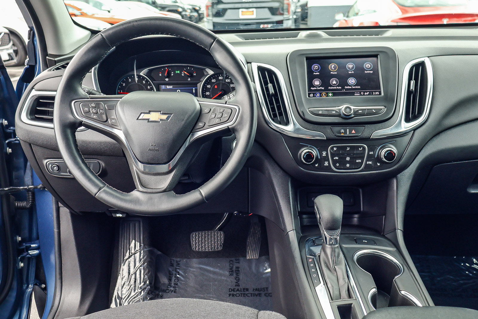 2024 Chevrolet Equinox LT photo 2