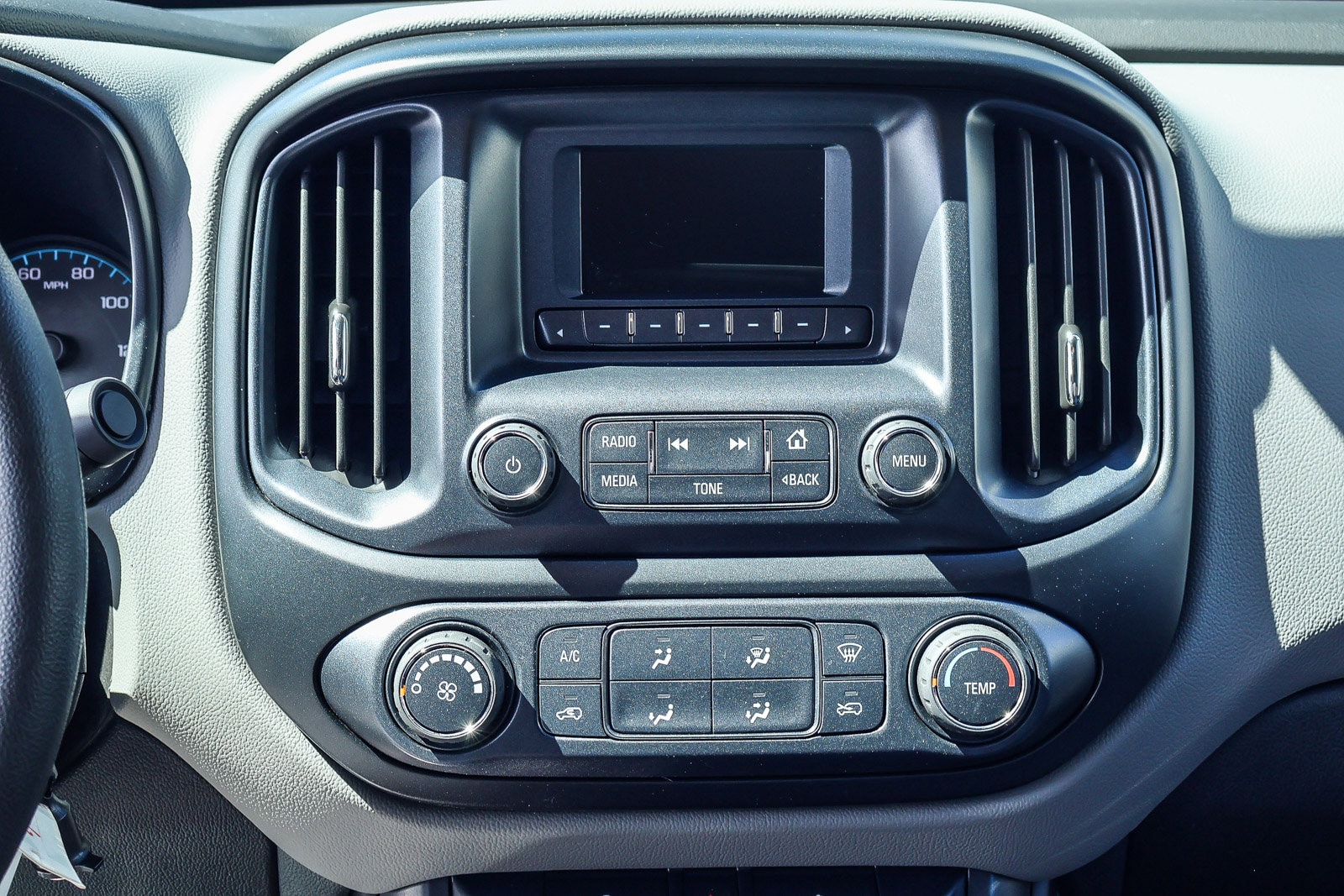 2017 Chevrolet Colorado 2WD WT photo 5