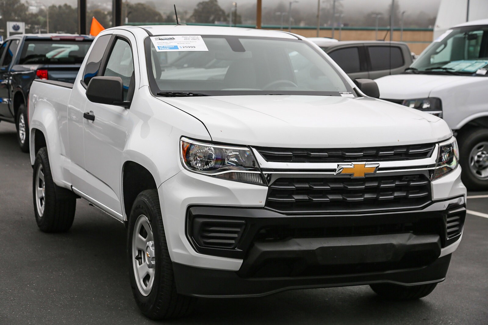 2022 Chevrolet Colorado Work Truck photo 3