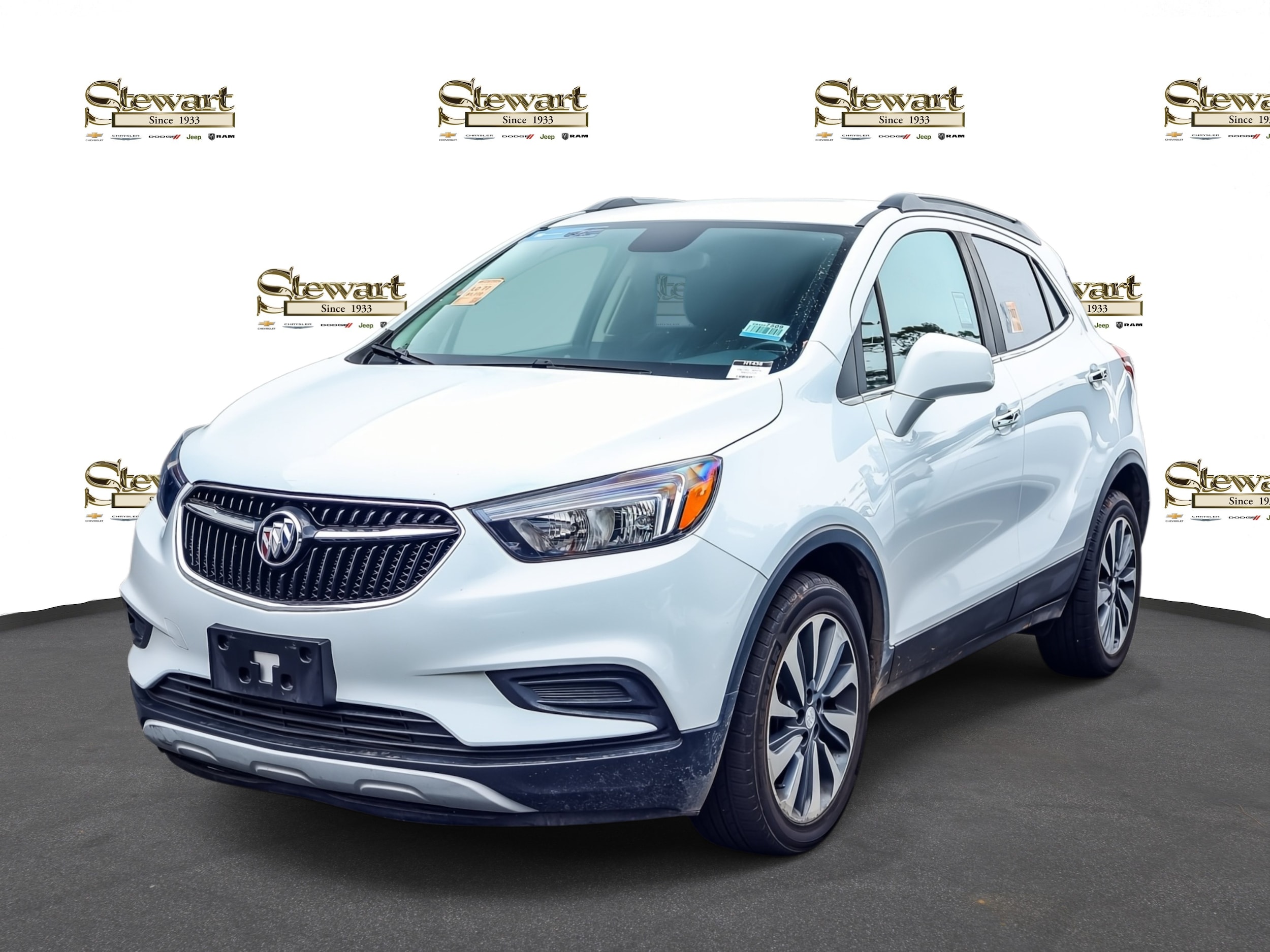 2021 Buick Encore Preferred's photo