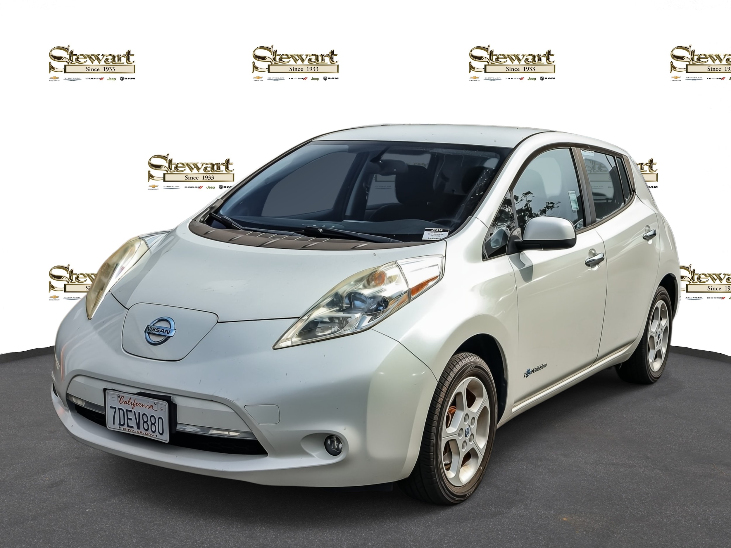 2013 Nissan Leaf SV's photo