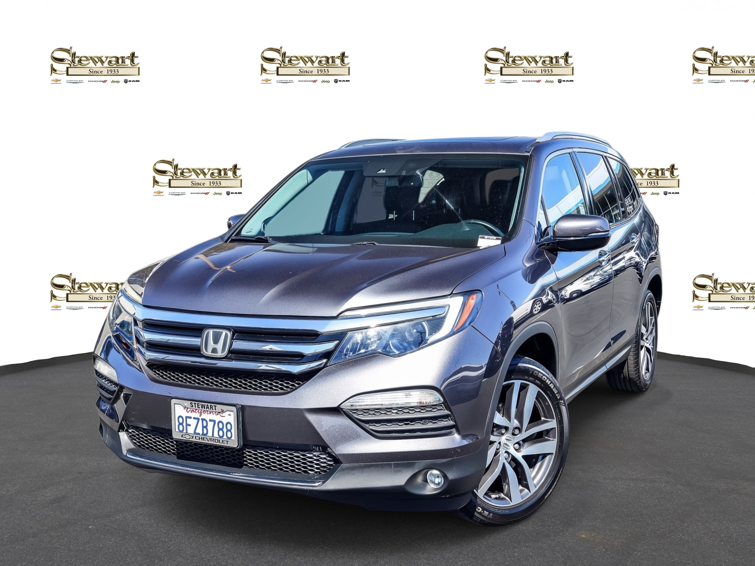 2018 Honda Pilot Touring photo 1