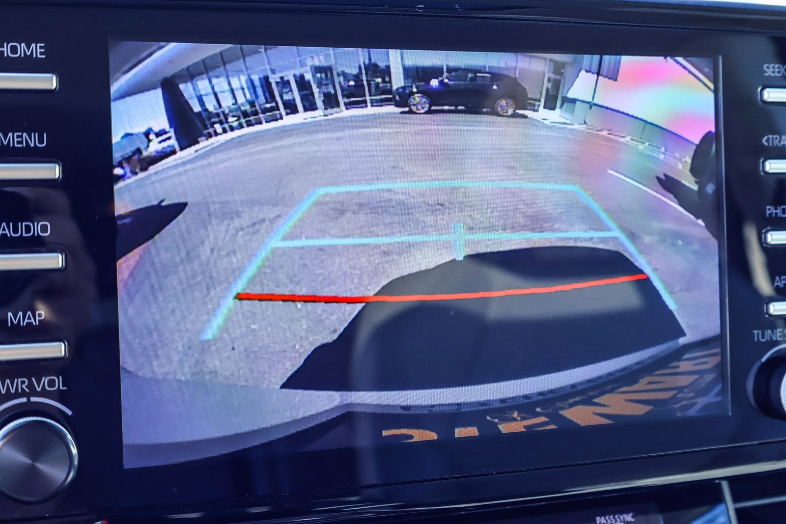 2023 Toyota Sienna XLE photo 4