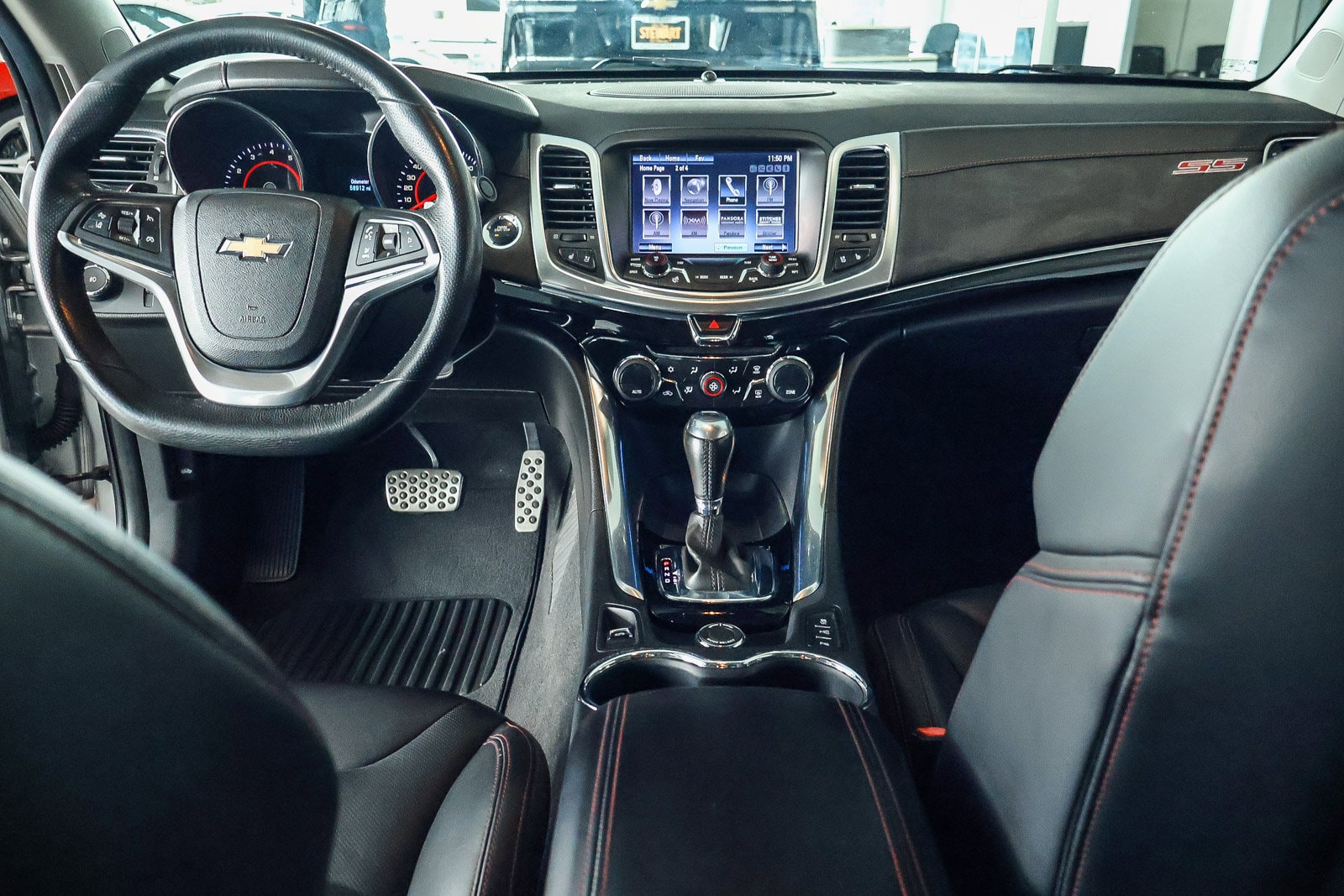 2015 Chevrolet SS 4DR SDN photo 3