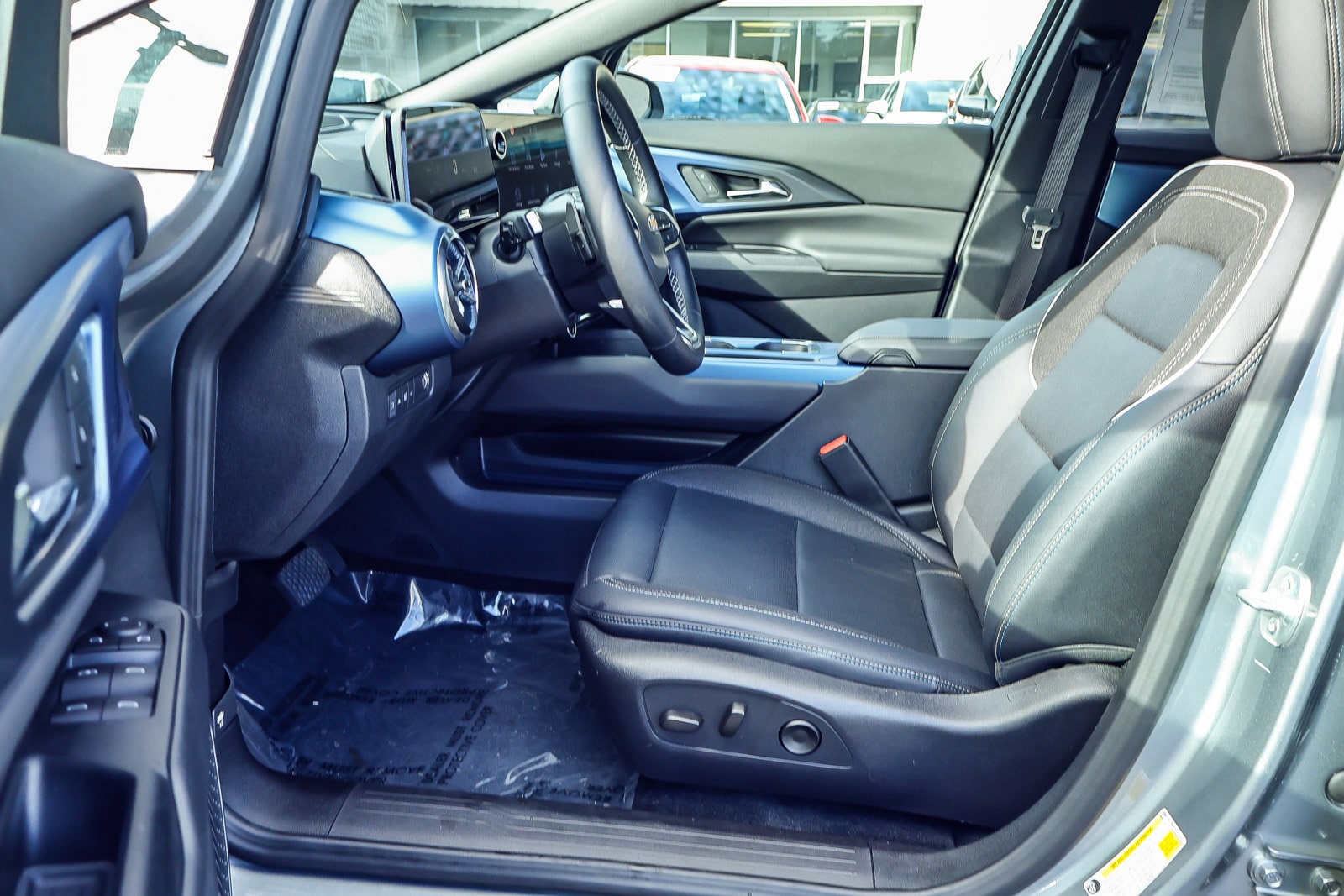 Used 2025 Chevrolet Equinox EV 1LT with VIN 3GN7DNRP2SS218041 for sale in Colma, CA
