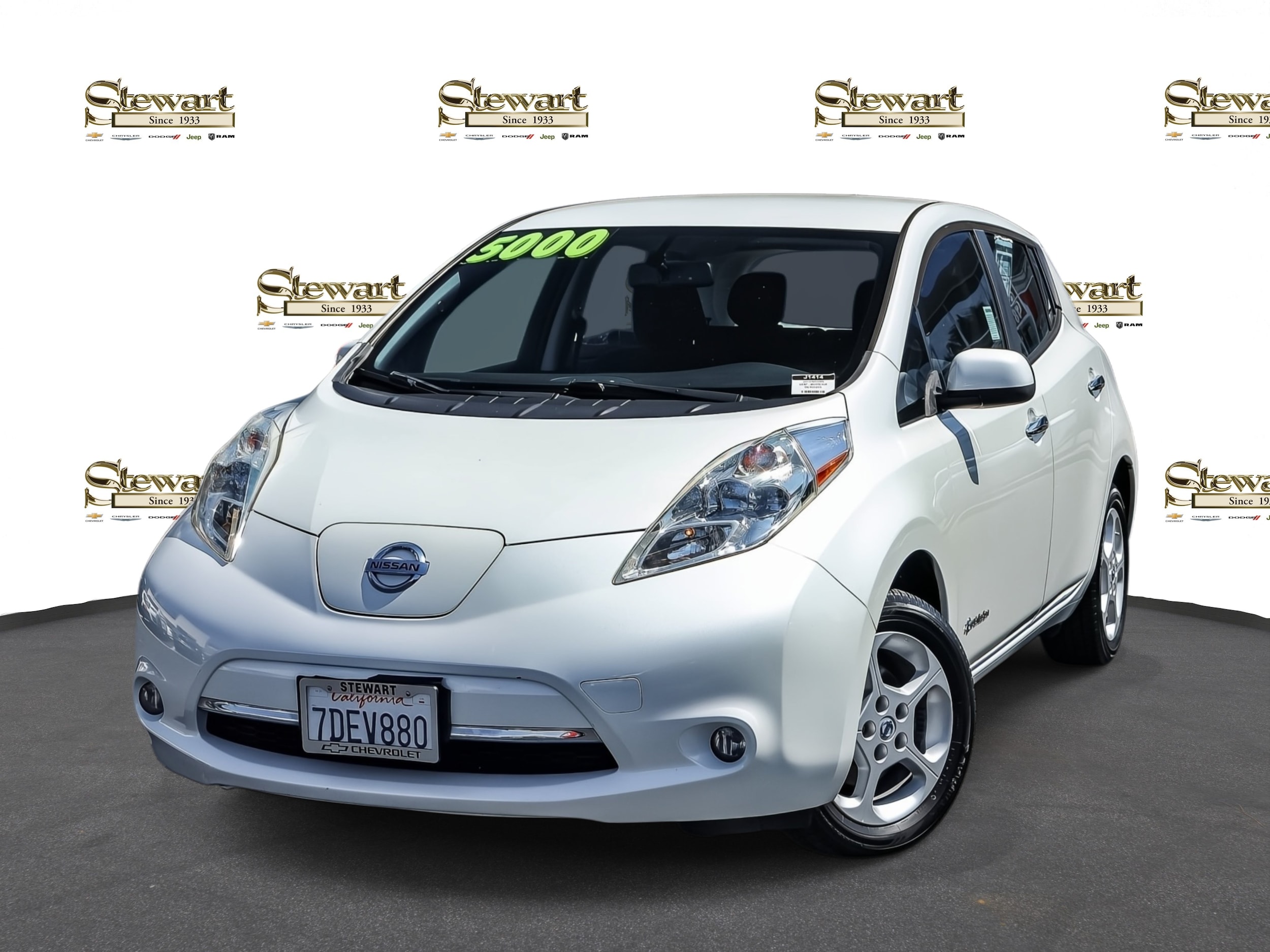 2013 Nissan Leaf SV's photo