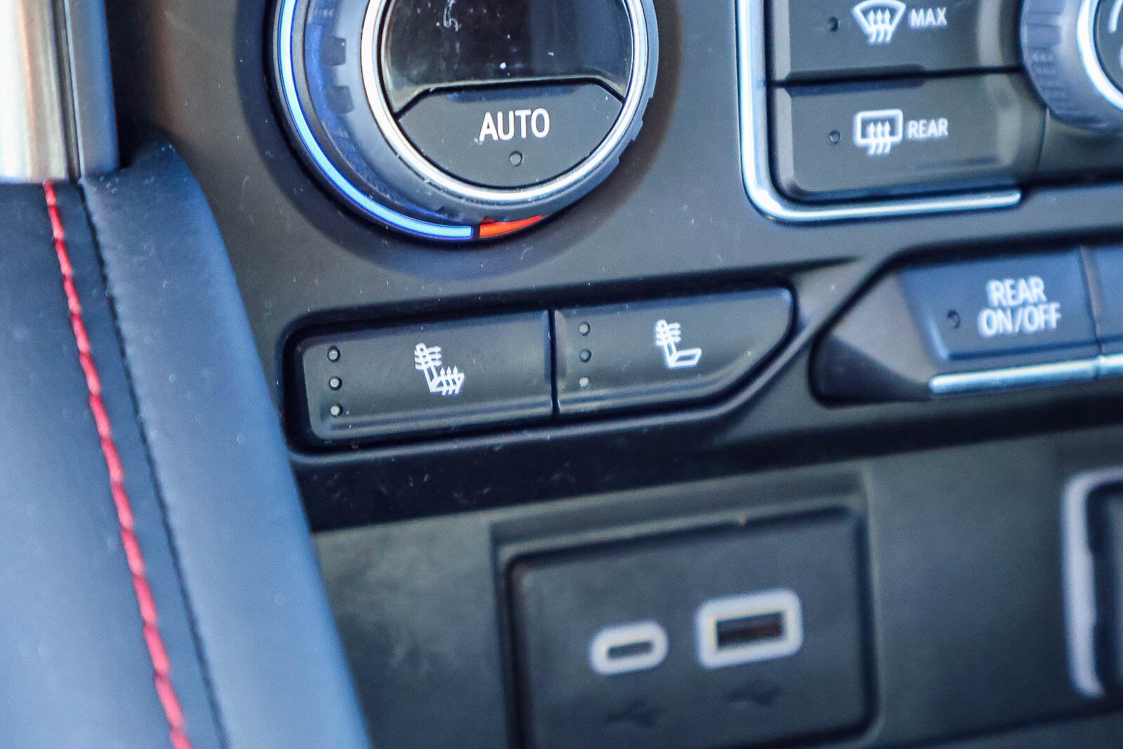 2023 Chevrolet Tahoe RST photo 5