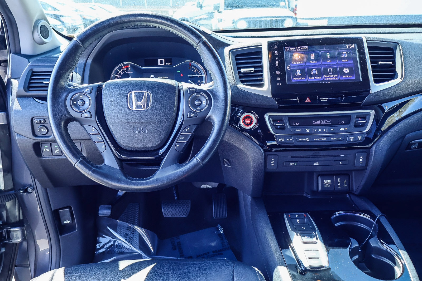 2018 Honda Pilot Touring photo 2