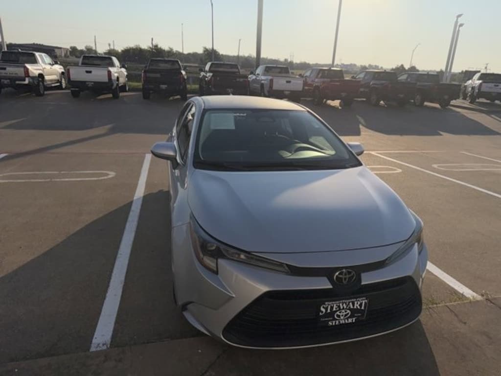 Used 2024 Toyota Corolla LE Sedan