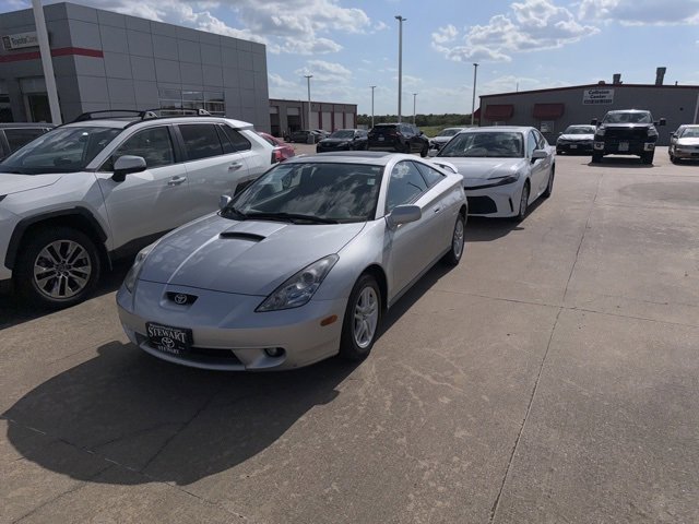 2002 Toyota Celica GT photo 3