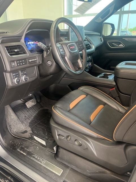 2024 GMC Yukon AT4 - Photo 13