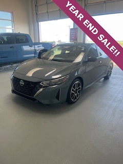 Used 2024 Nissan Sentra SR Sedan near Ennis, TX