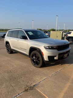 Used 2023 Jeep Grand Cherokee L Laredo SUV near Waxahachie, TX