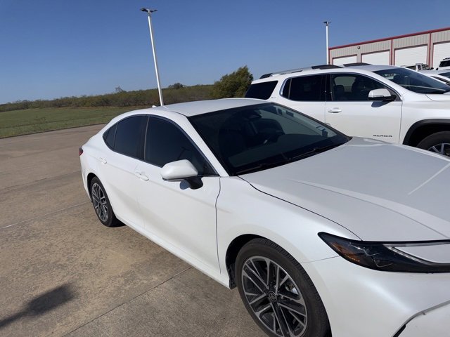 2025 Toyota Camry XLE photo 4