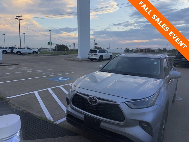 2023 Toyota Highlander Limited Platinum XLE XSE photo 3