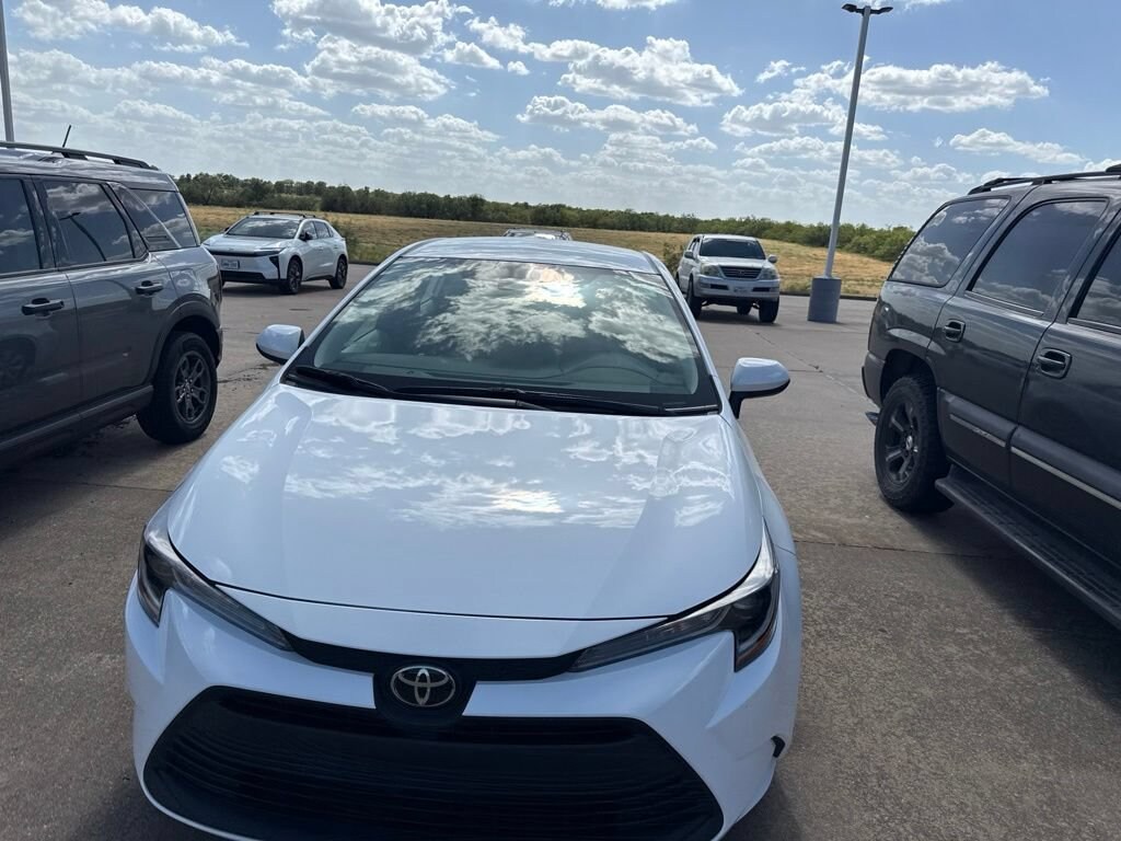 Used 2020 Toyota Corolla SE Sedan