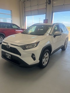 Used 2021 Toyota RAV4 XLE SUV near Ennis, TX