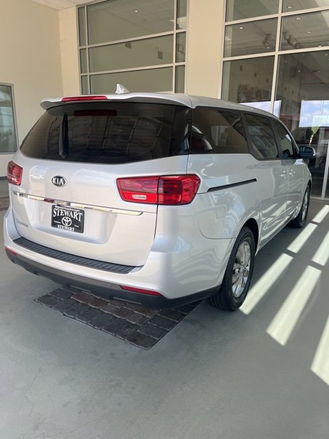 2019 Kia Sedona L photo 4