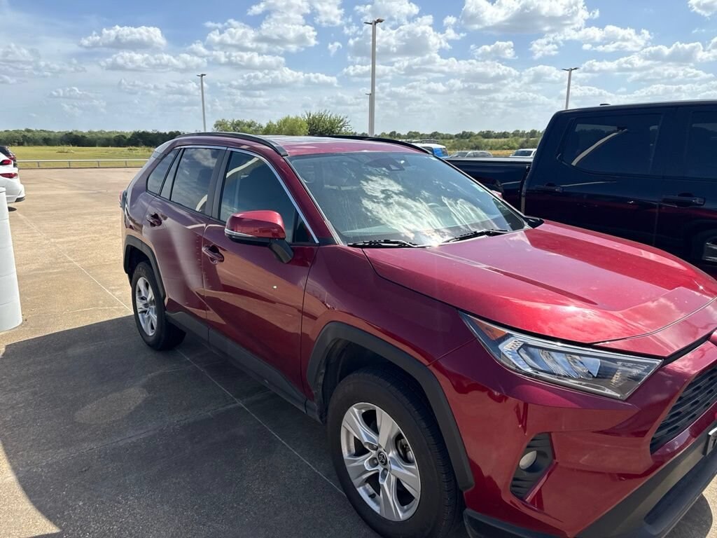 Used 2021 Toyota RAV4 XLE SUV