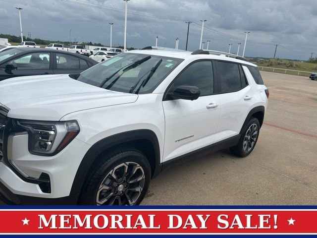2025 GMC Terrain Elevation AWD's photo