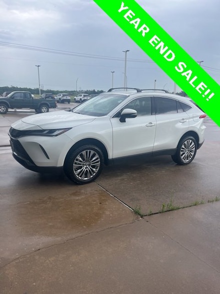 2022 Toyota Venza LE SUV