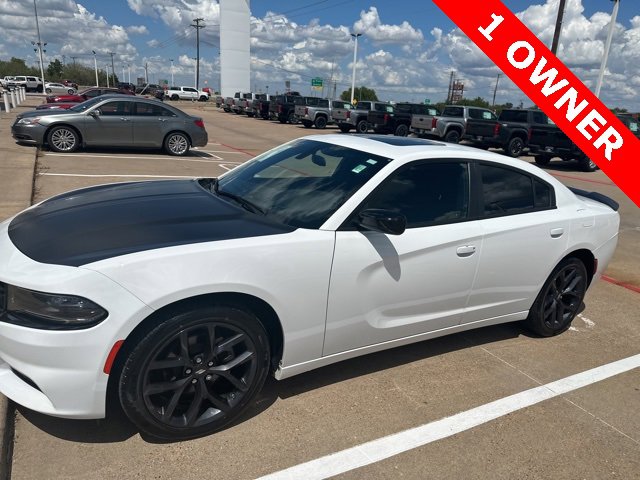 Used 2022 Dodge Charger SXT with VIN 2C3CDXBG0NH203126 for sale in Corsicana, TX