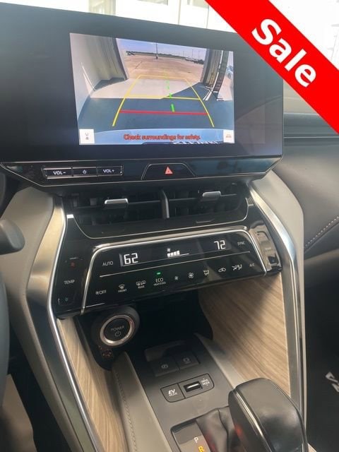 2023 Toyota Venza XLE - Photo 14