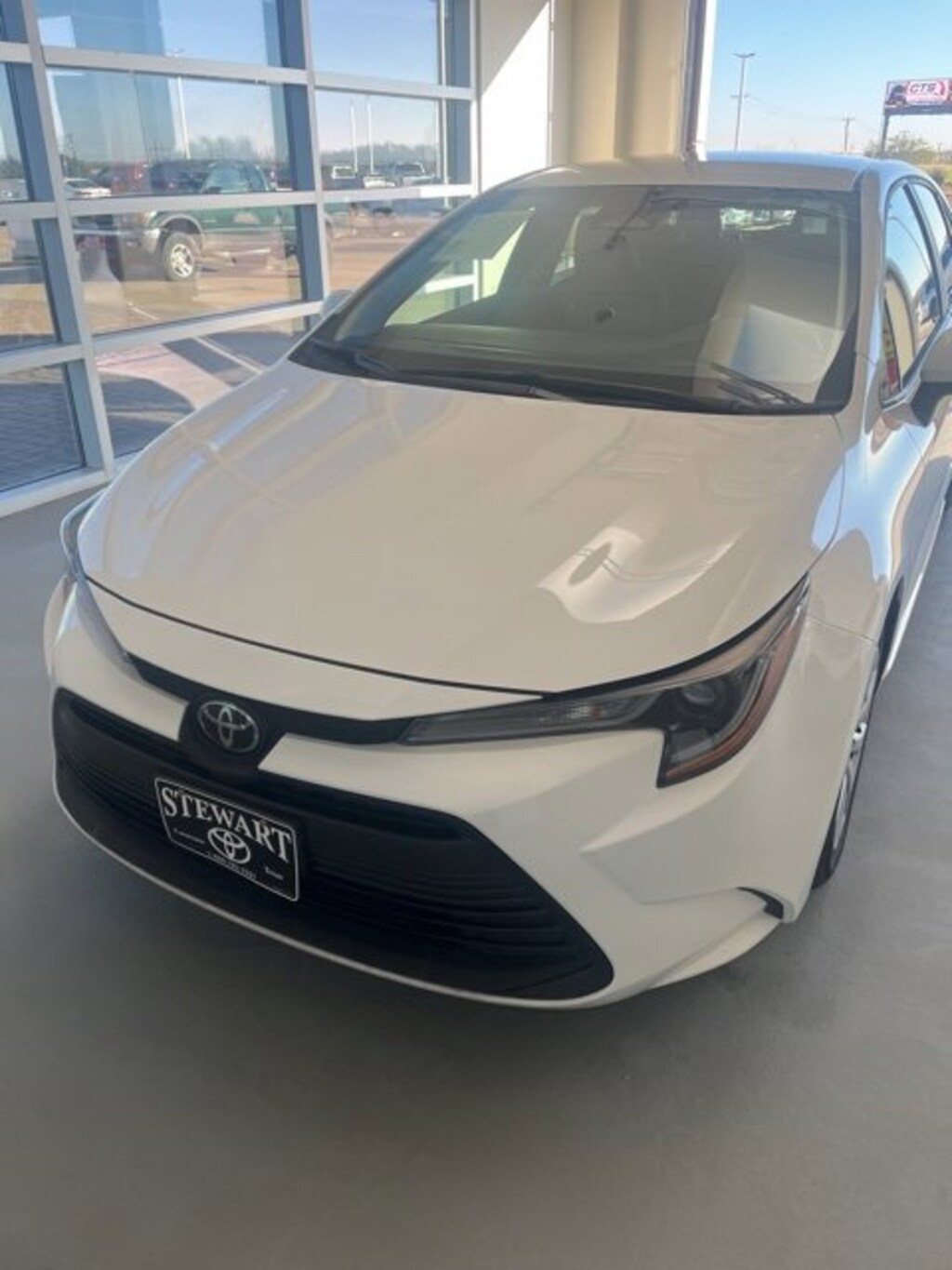 Used 2024 Toyota Corolla LE Sedan