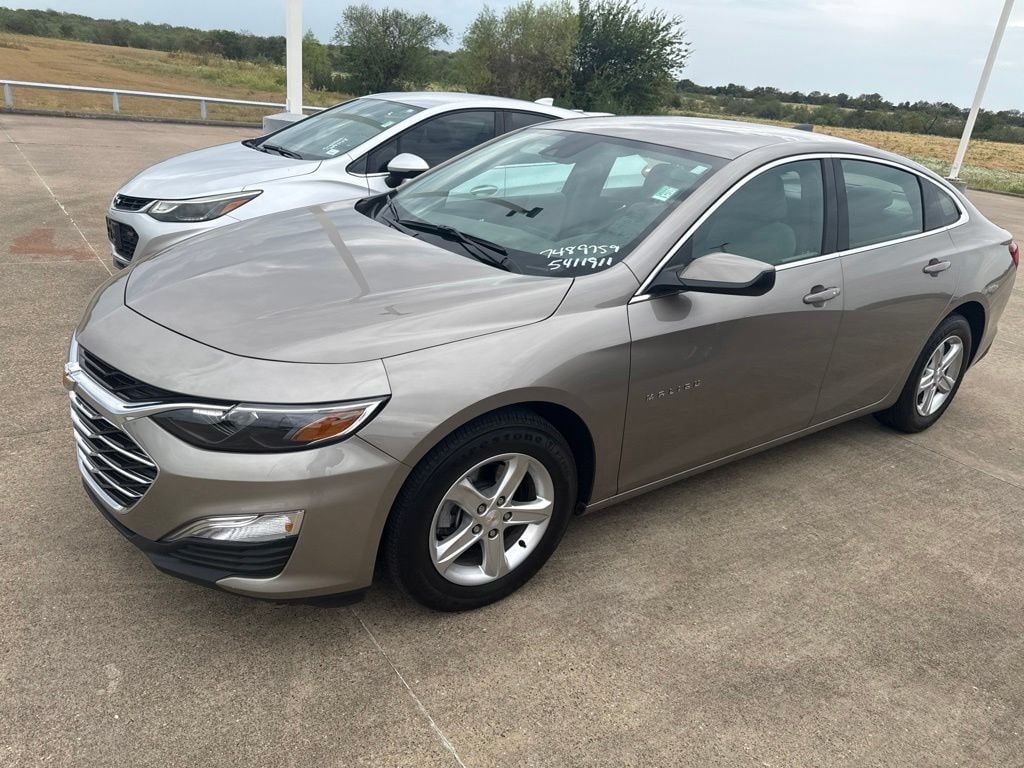 Used 2024 Chevrolet Malibu LS w/1LS Sedan