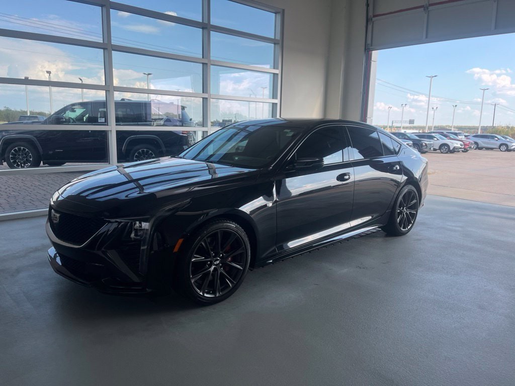 2025 Cadillac CT5 Sport