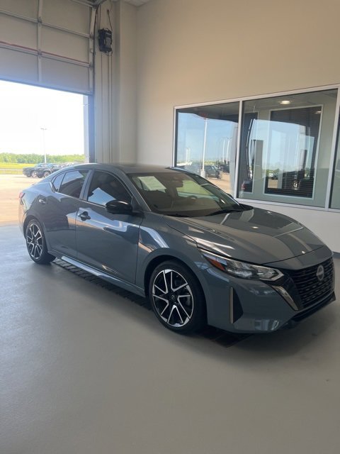 2024 Nissan Sentra SR photo 4