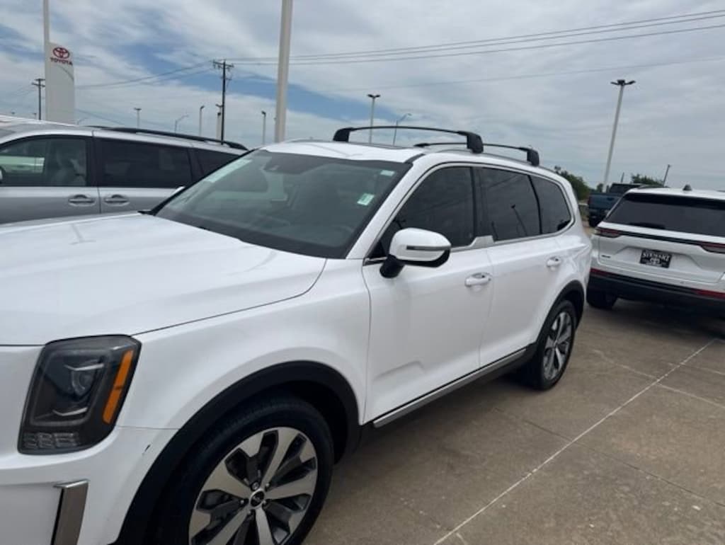 Used 2022 Kia Telluride S SUV