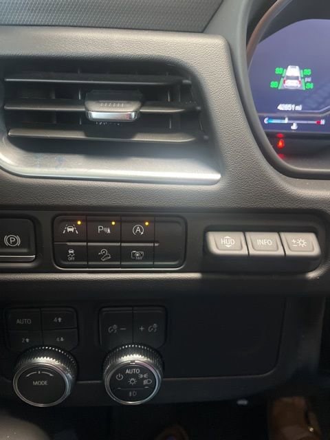 2024 GMC Yukon AT4 - Photo 22