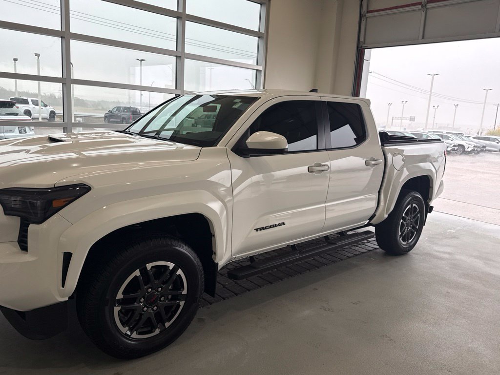 2024 Toyota Tacoma TRD Sport