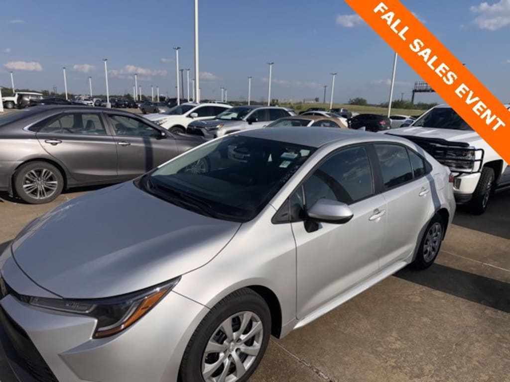 Used 2024 Toyota Corolla LE Sedan