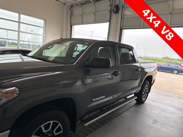 Used 2018 Toyota Tundra SR5 with VIN 5TFDY5F1XJX704819 for sale in Corsicana, TX