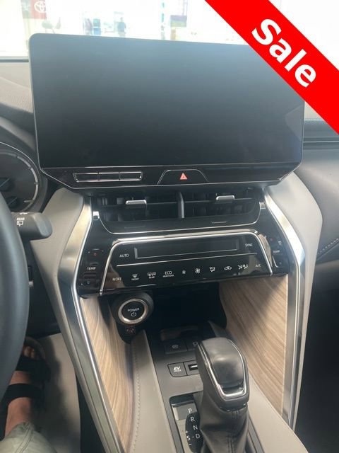 2023 Toyota Venza XLE - Photo 9