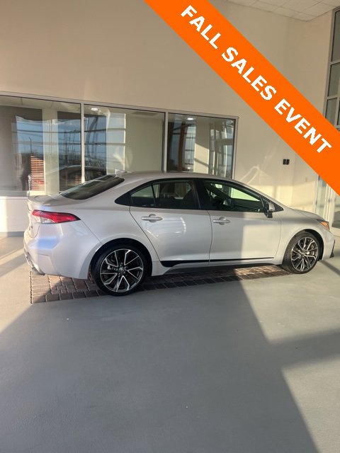 2022 Toyota Corolla SE photo 4