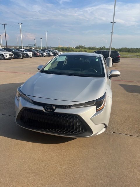 2022 Toyota Corolla LE photo 3