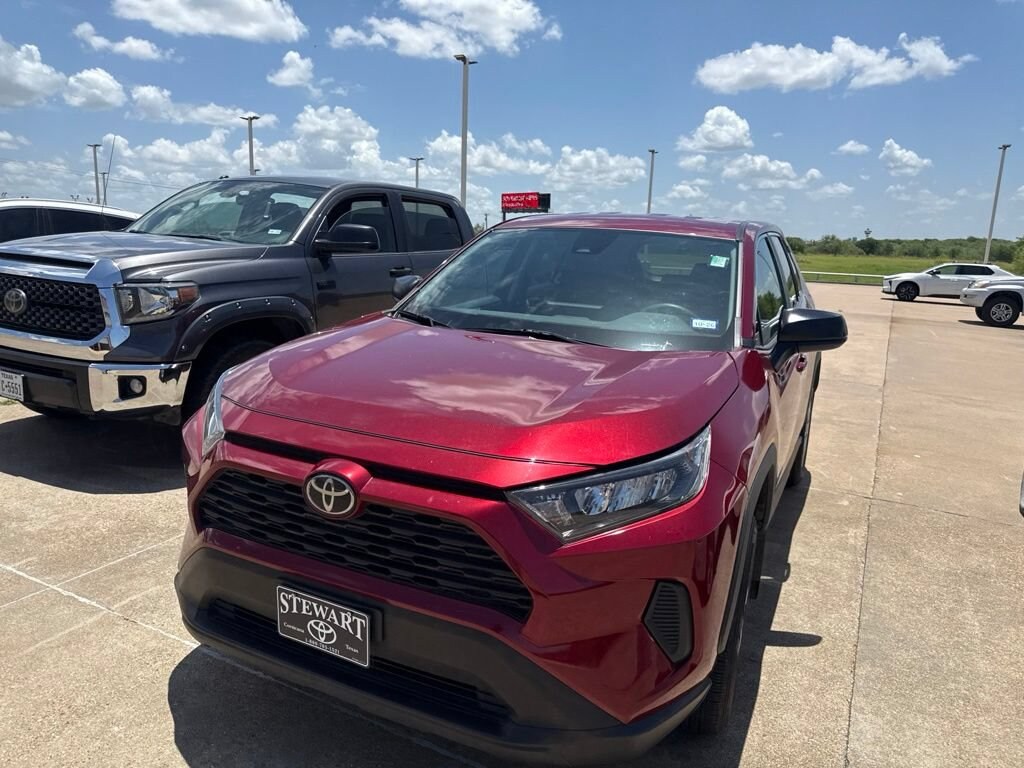 Used 2022 Toyota RAV4 LE SUV
